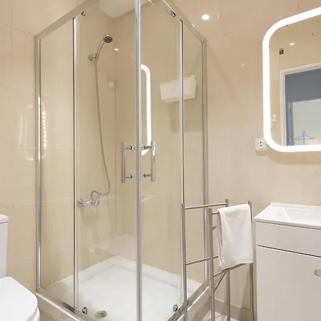 Your - Duque De Palmela Lisbon